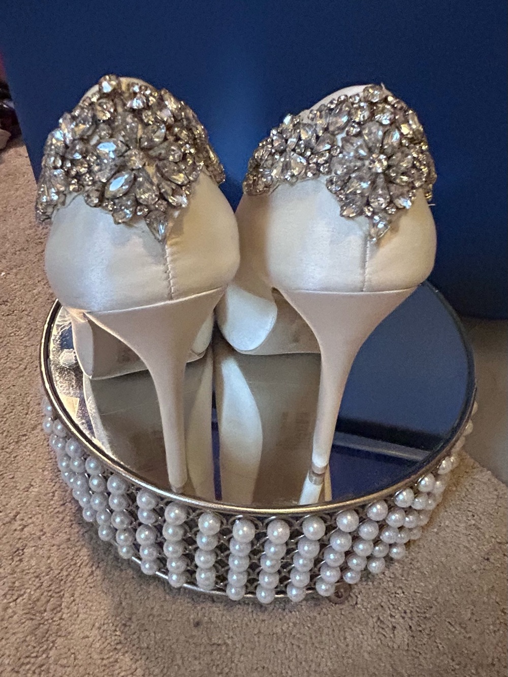 Badgley Mischka Ivory Peep-Toe Platform Heels with Crystal Embellishment 8.5 - Picture 7 of 13
